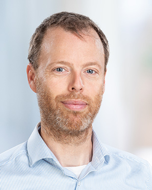 Prof. Dr. Jan Siemens  (photo)